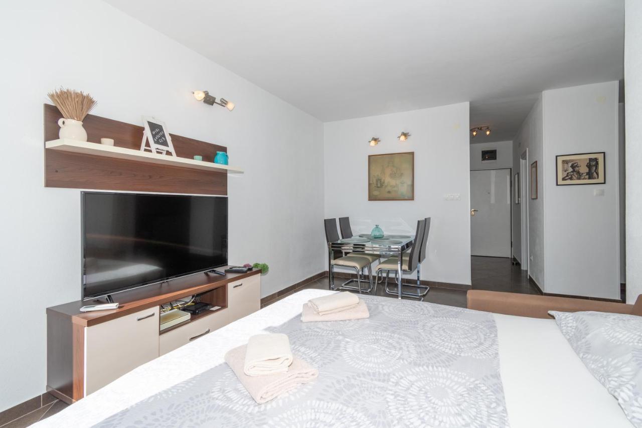 Trstenik Beach Apartment Split Ngoại thất bức ảnh