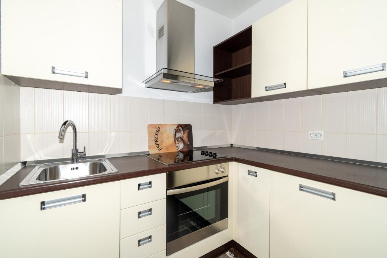 Trstenik Beach Apartment Split Ngoại thất bức ảnh